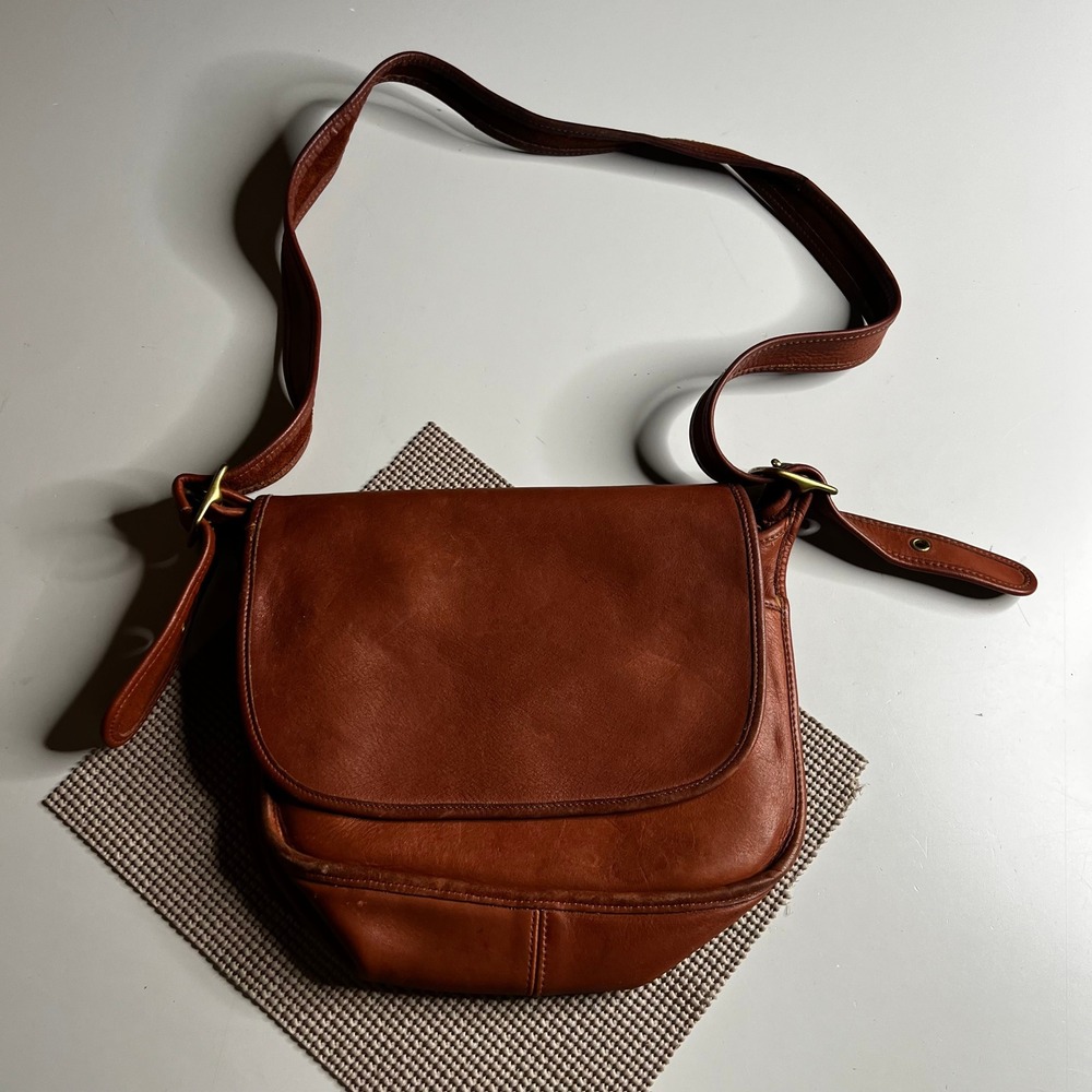 Vintage Coach Patricia's Legacy Bag 9951 British Tan Leather Crossbody Saddle